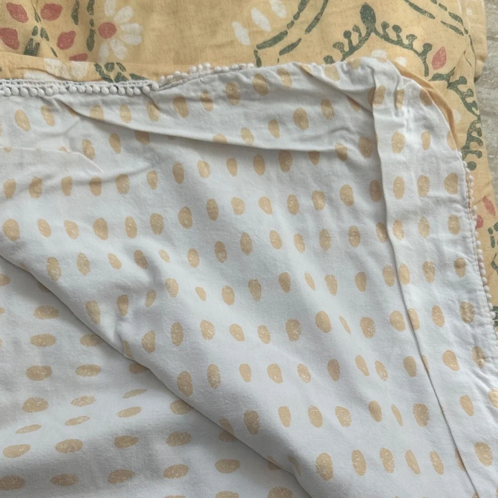 Floral Duvet Cover in yellow and Green